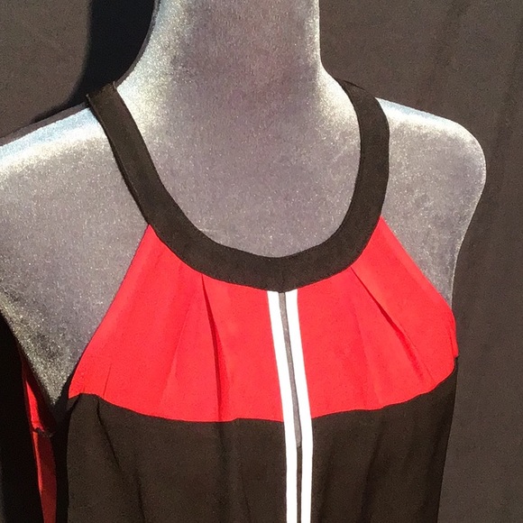 💕NWT💕 Worthington color block halter top size small - Picture 2 of 6